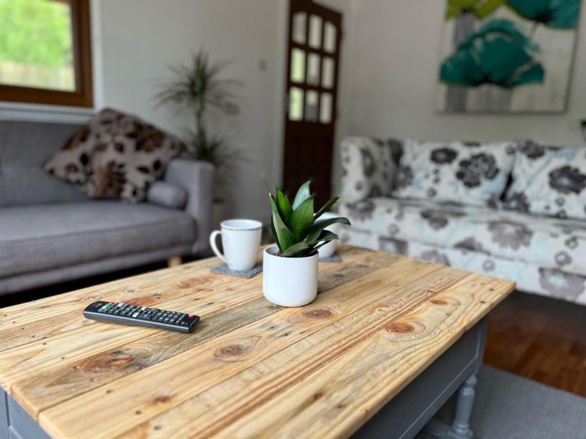Birchwood Cottage Tore Екстер'єр фото